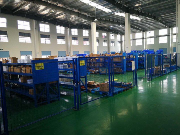 原材(cai)料車(che)間